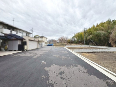 【前面道路含む現地写真】 | 楢葉　売土地　全４区画 | 自由設計対応ですので、個性溢れる住まいを実現させてくださいね♪
