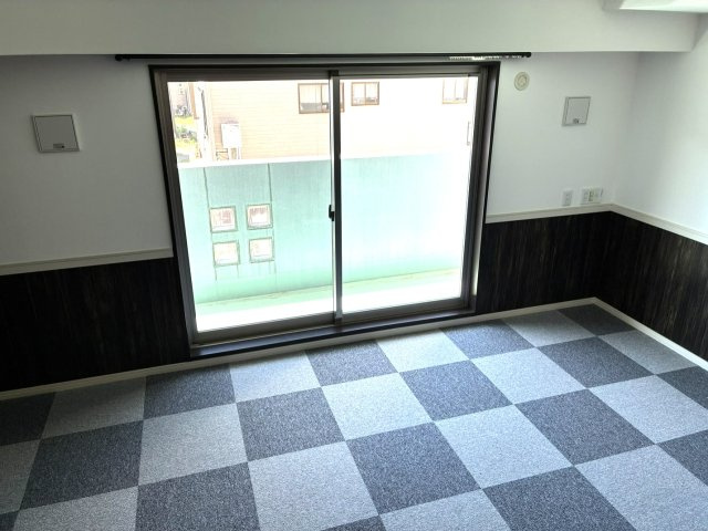 【洋室】 | ポムダムール