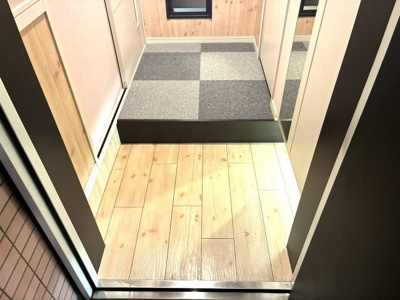 【玄関】 | ポムダムール