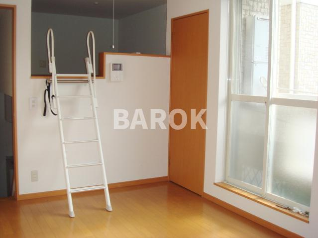 ベネフィスタウン平尾３のその他