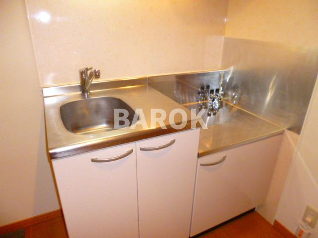 ベネフィスタウン平尾３のキッチン