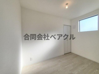 【洋室】 | ジーメゾン小栗栖クレフィエ