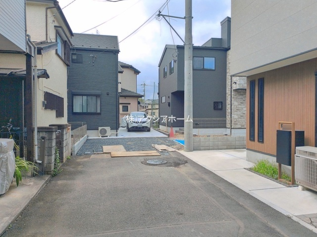 所沢市荒幡・全1棟　新築一戸建　～スカイバルコニー付～の前面道路含む現地写真|現地写真（2026年7月6日撮影）