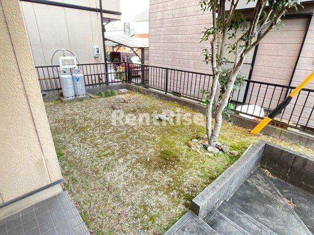 一宮市浅井町尾関字上川田の賃貸住宅／5LDKの庭|専用庭(イメージ)