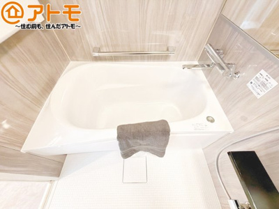 【浴室】 | ライオンズマンション岳美 | 脚を伸ばしてリフレッシュ♪広々湯舟でお湯に浸かれば疲労回復効果につながります♪