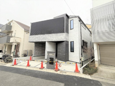 【前面道路含む現地写真】 | 【仲介手数料４７０万円が無料！】■プレミアムクラス■リビングダイニング前に広々バルコニー | 決算特別キャンペーン！
家計応援の限界に挑戦中！
詳細は「諸費用」欄をご確認下さい！
■唯一無二のプレミアムデザインハウス
■リビングダイニング前には広々バルコニー
■予約制内覧可