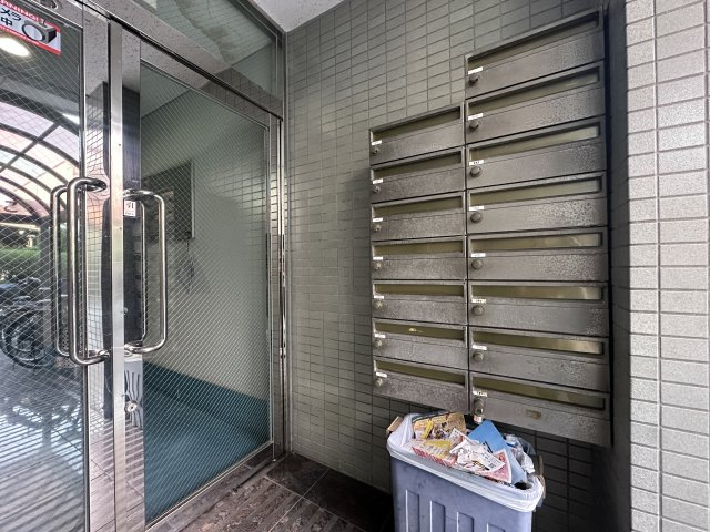 シティハイツあびこのエントランス