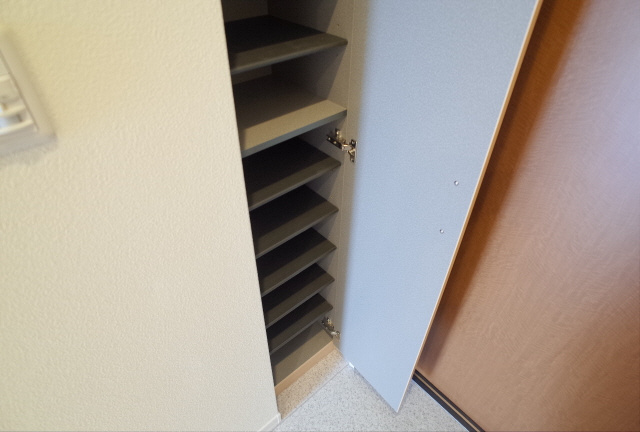 プリュニエ本山の内装