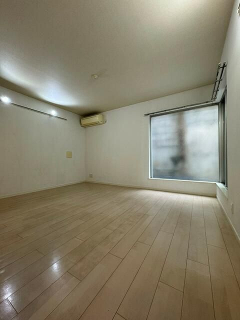 プラティーノスタンツァデュオナリマスの居間・リビング