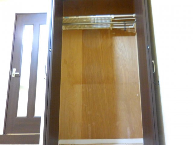 シャトーボヌゥール郡家本町の収納