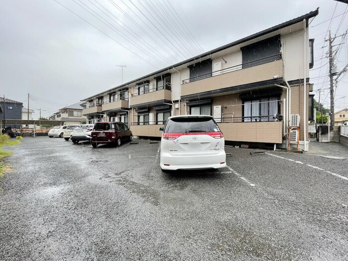 フレマリール国立の駐車場