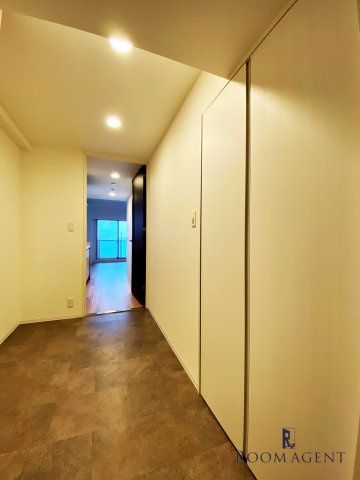 ヒヴィ・カーサ名駅西の玄関