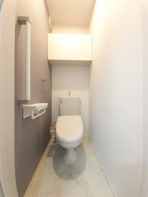 【トイレ】 | アクアプラ島田 1K | 落ち着いた色調のトイレです