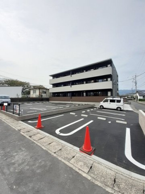 【駐車場】 | アクアプラ島田 1K | 駐車場完備です