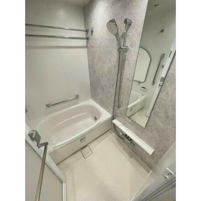 【浴室】 | パークシティ中野ザタワーブリーズ | 追い焚き機能、浴室乾燥機付きバス。