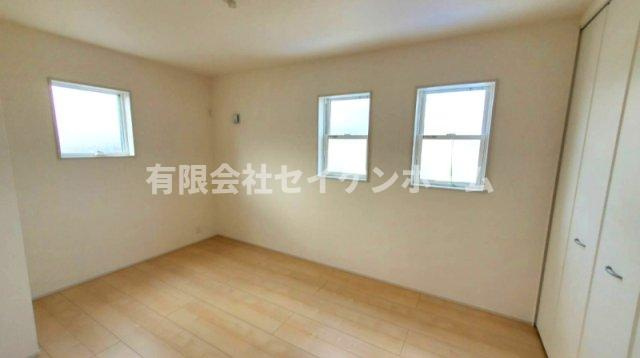深谷市上柴町東6丁目　新築住宅　第３　①号棟の洋室