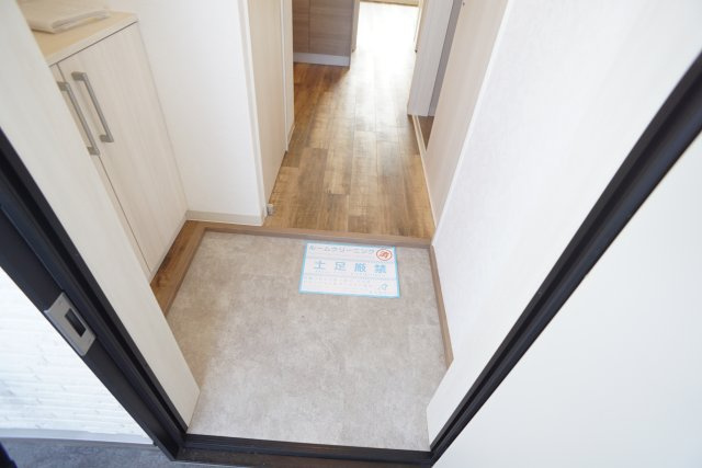 プライムコート宝塚の玄関