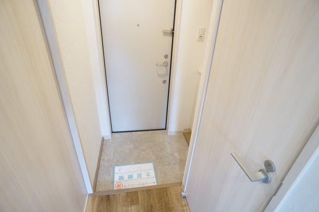 プライムコート宝塚の玄関