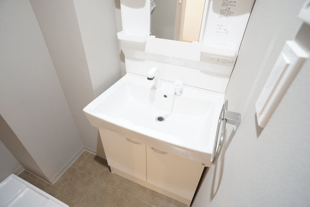 プライムコート宝塚の洗面所