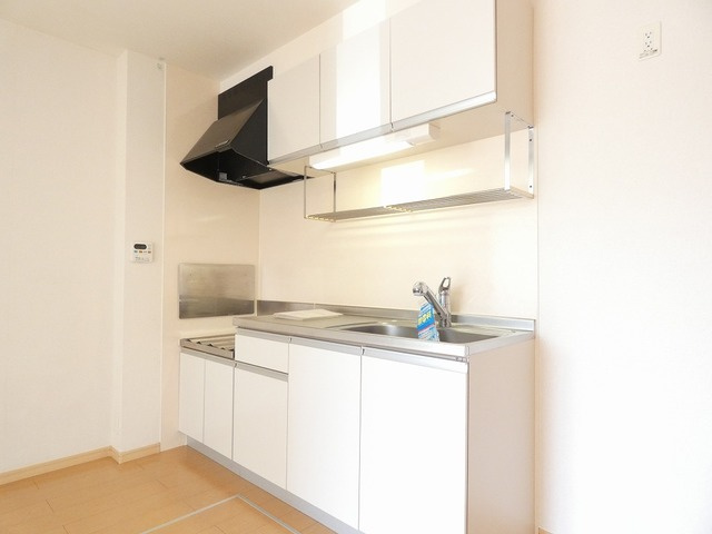 サンフィオーレBのキッチン|コンパクトなキッチンで掃除もラクラク