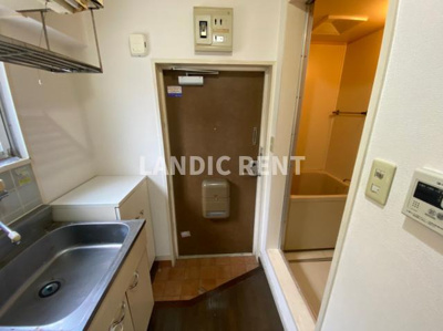 【玄関】 | エレガンスハイツ駅東