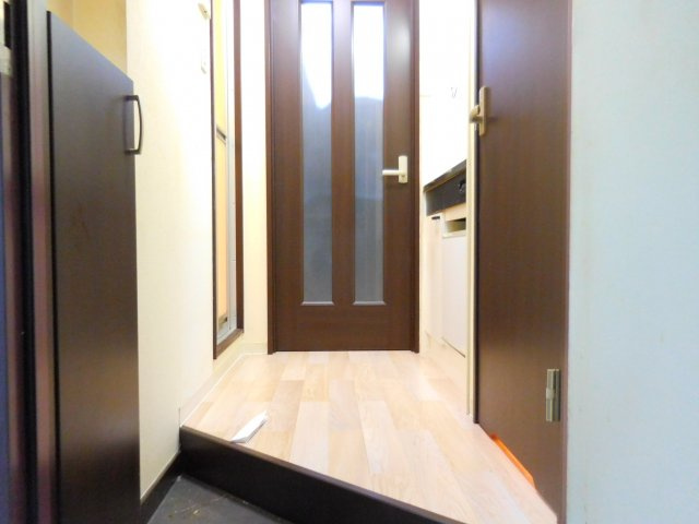 シャトーボヌゥール郡家本町の玄関