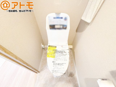 【トイレ】 | チュリス曲金 | 年代を問わず使いやすい洗浄機能付きのトイレ♪肌への負担をも減らせるのでお子様の敏感なお肌も安心！