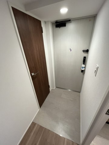 パークアクシス市川の玄関