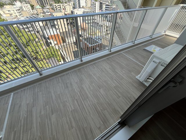 パークアクシス市川のバルコニー