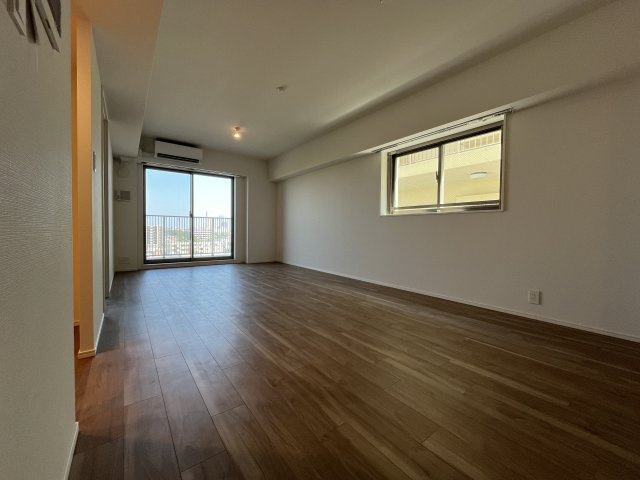 パークアクシス市川の居間・リビング