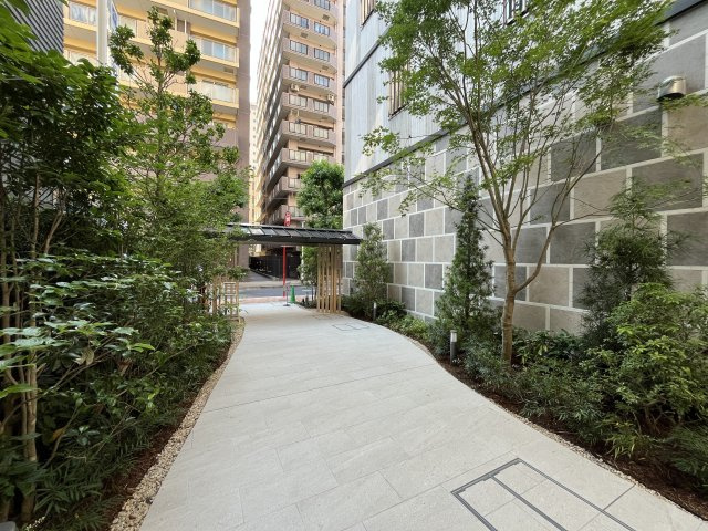 パークアクシス市川のエントランス