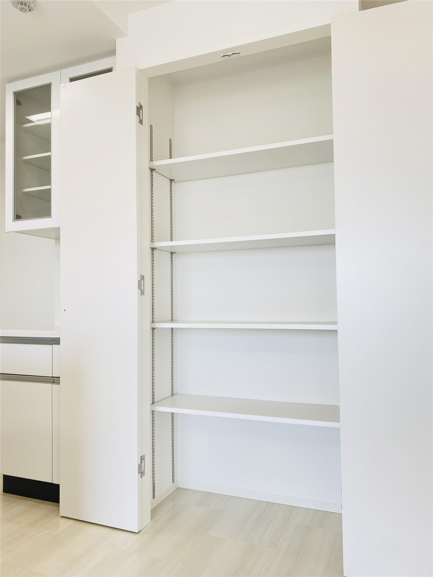 キャッスルコート土山の収納