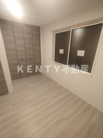 【寝室】 | セレスティア中央 Ⅱ | 落ち着いて過ごせるお部屋なので、寝室にいかがでしょうか