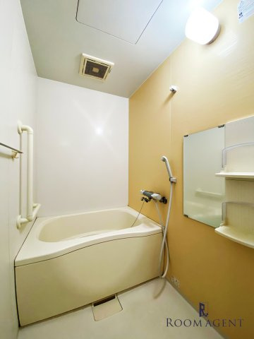 リバーサイド　シェルの浴室