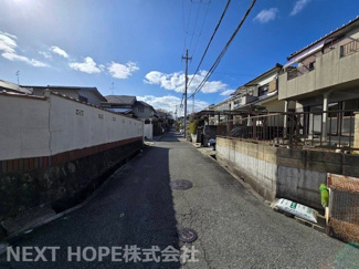 【前面道路含む現地写真】 | 川西市東畦野山手１丁目中古戸建　お庭・カーポート付き | 角地で阿kぁるく開放的です！！