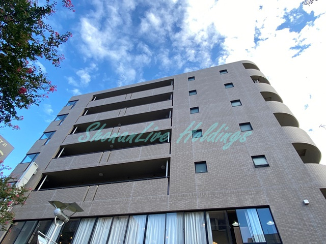 茅ヶ崎市共恵１丁目の賃貸マンションの外観