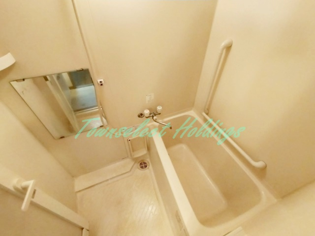 茅ヶ崎市共恵１丁目の賃貸マンションの浴室