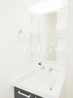 【洗面所】 | ｂ’ＣＡＳＡ町田ＳＱＵＡＲＥ | 独立洗面台です。