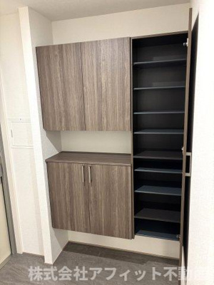 【玄関】 | フレッチェ・ボスコⅧ | シューズボックス