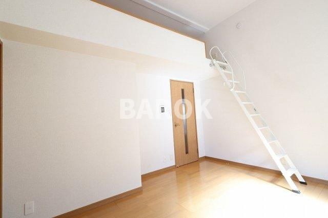 ムーンリバー室見の居間・リビング