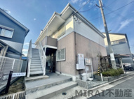 フロレスタ・フジの画像