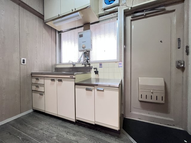 新ダイワビルのキッチン