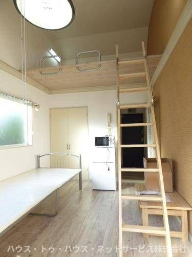 北柏第１４レジデンスの居間・リビング