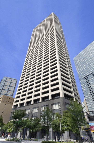 コンシェリア西新宿TOWER'S WESTの外観