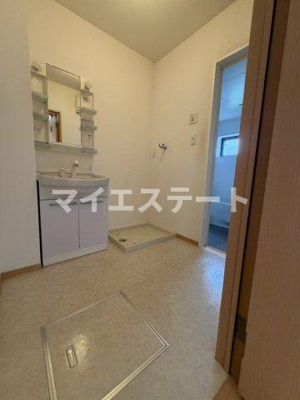 【洗面所】 | アイリスガーデン菰池 C棟
