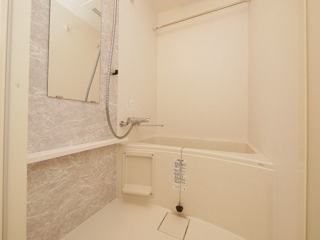 エスリード弁天町クレールの浴室