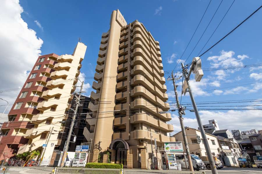 モンテベルデ東梅田の外観