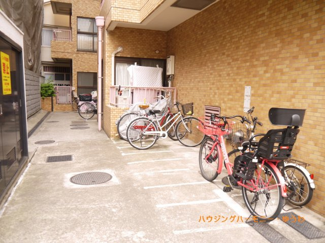 【駐輪場】 | ライオンズマンション駒込第５ | 敷地内に居住者専用の駐輪スペースがあります！