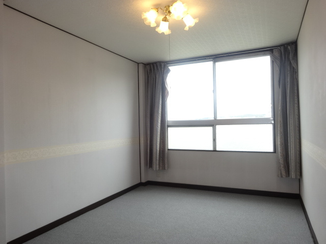 宝塚第一コーポラスの居間・リビング