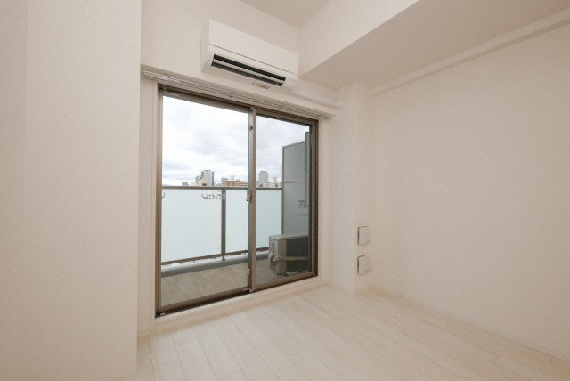 エスリード大阪リエートの居間・リビング